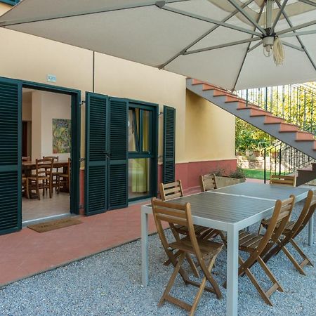 Agriturismo Le Vecchie Scuole Кампилья-Мариттима Экстерьер фото