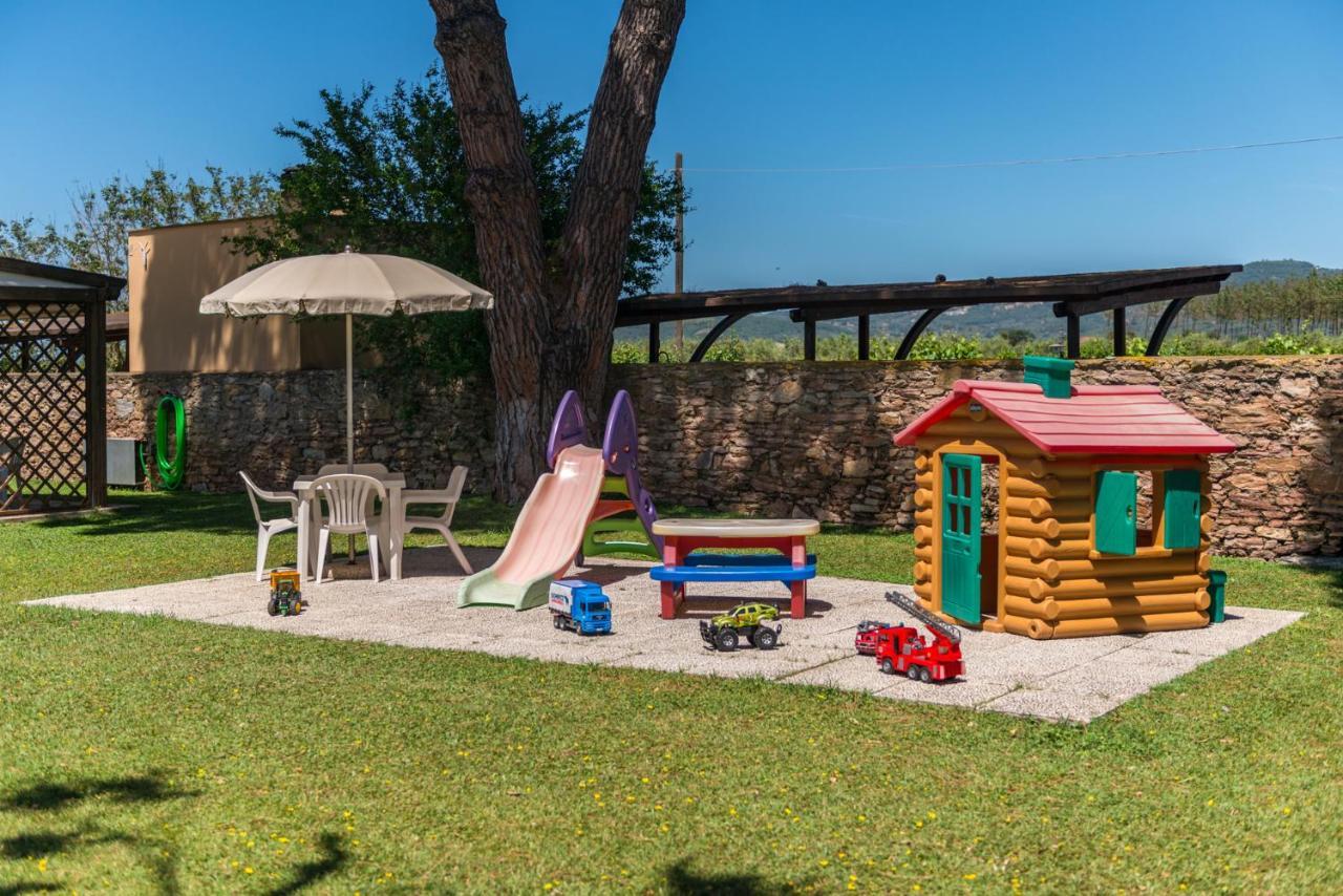 Agriturismo Le Vecchie Scuole Кампилья-Мариттима Экстерьер фото