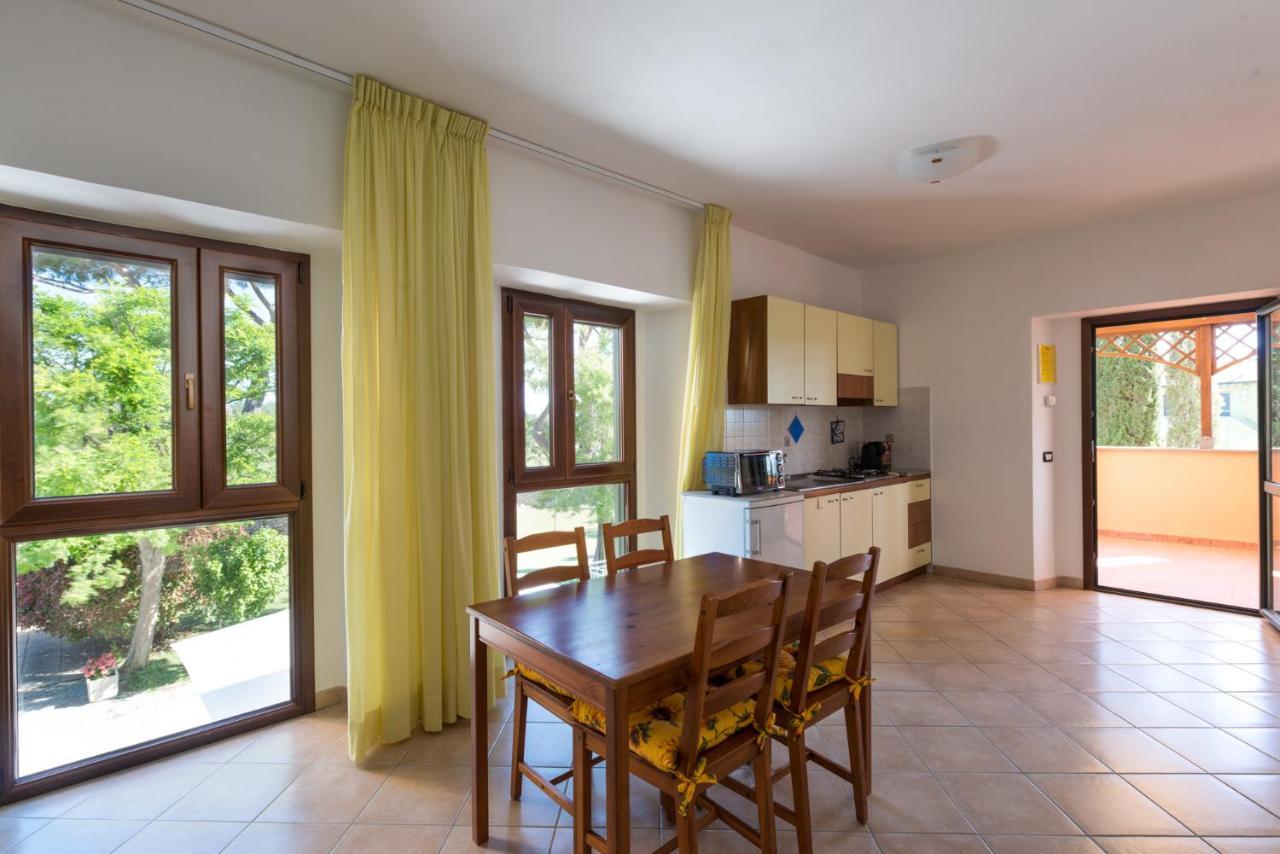 Agriturismo Le Vecchie Scuole Кампилья-Мариттима Экстерьер фото