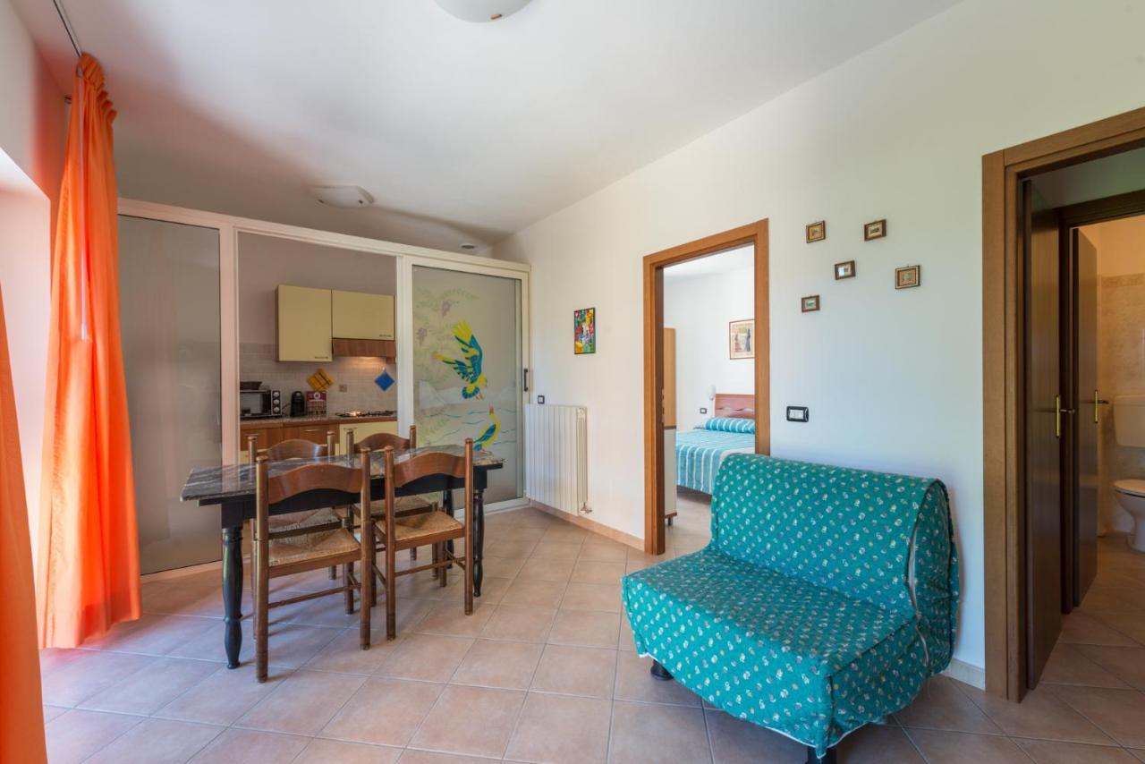 Agriturismo Le Vecchie Scuole Кампилья-Мариттима Экстерьер фото