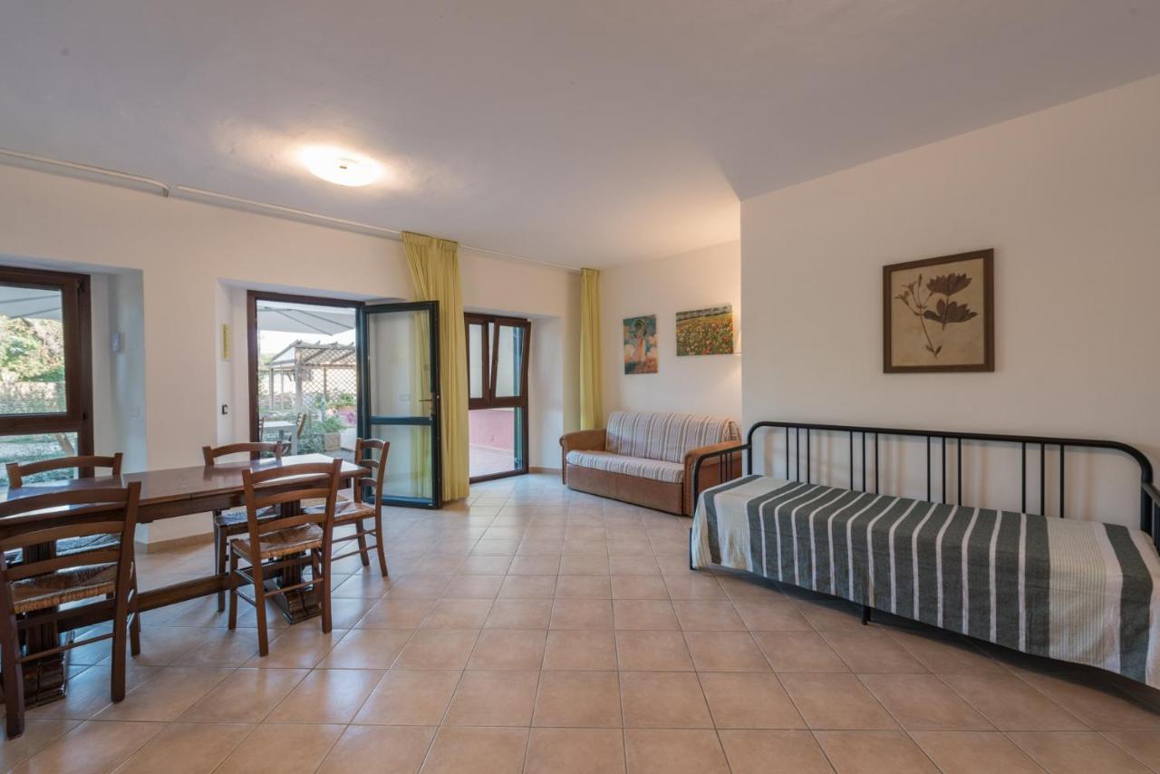 Agriturismo Le Vecchie Scuole Кампилья-Мариттима Экстерьер фото