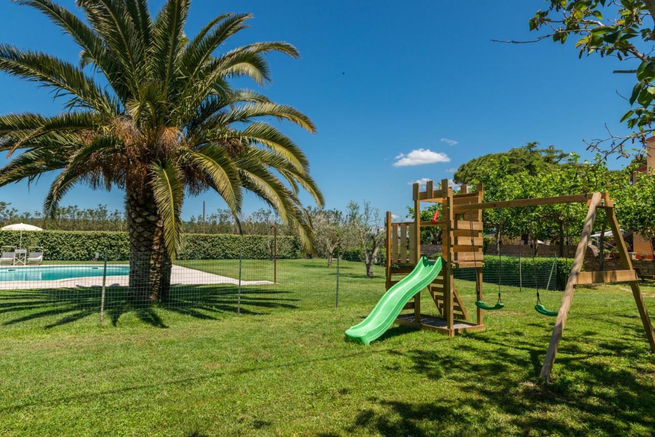 Agriturismo Le Vecchie Scuole Кампилья-Мариттима Экстерьер фото